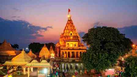 1. महाकालेश्वर ज्योतिर्लिंग मंदिर (mahakaleshwar jyotirlinga Temple) - ujjain ke prasidh mandir